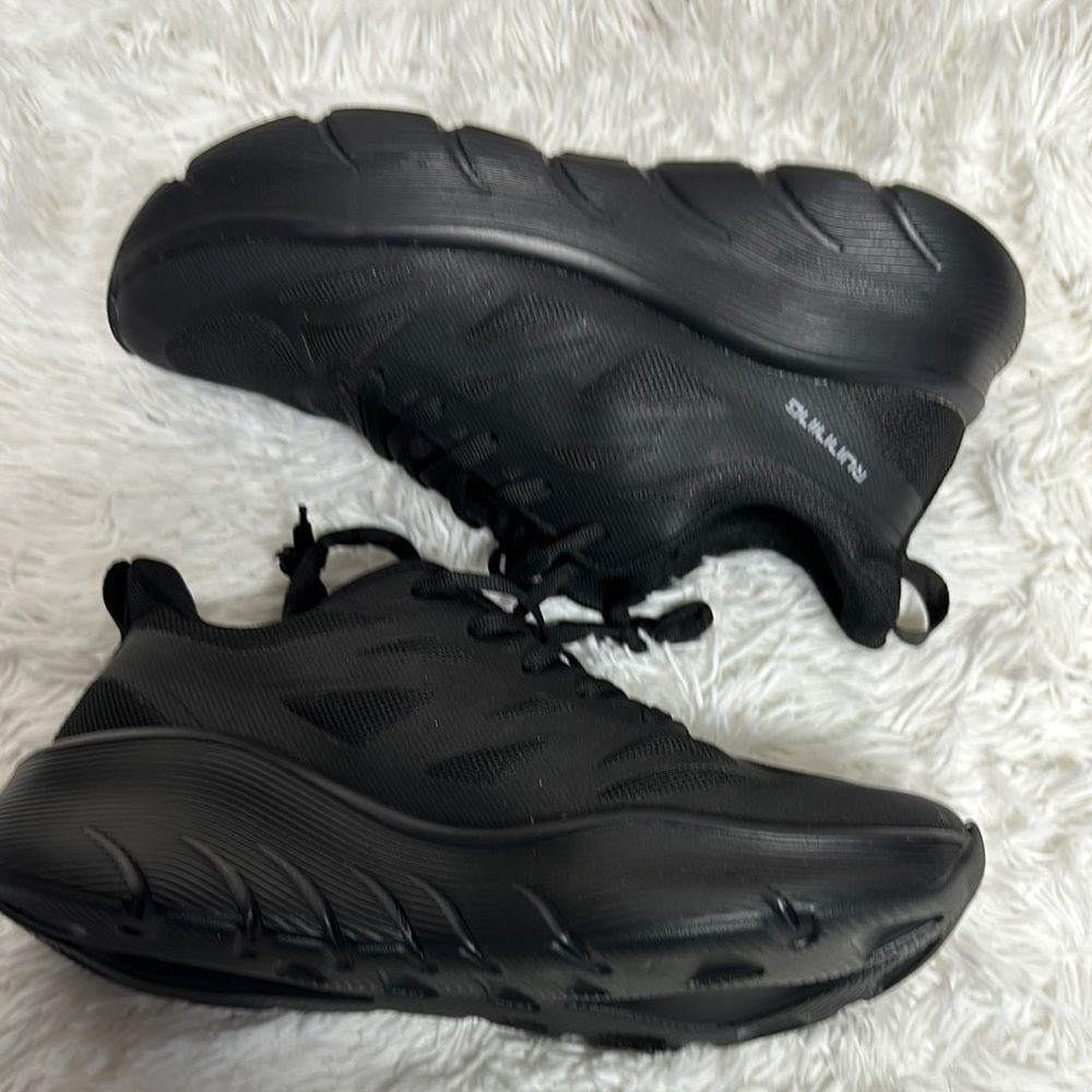 Omega Men's Athletic Shoes - Black